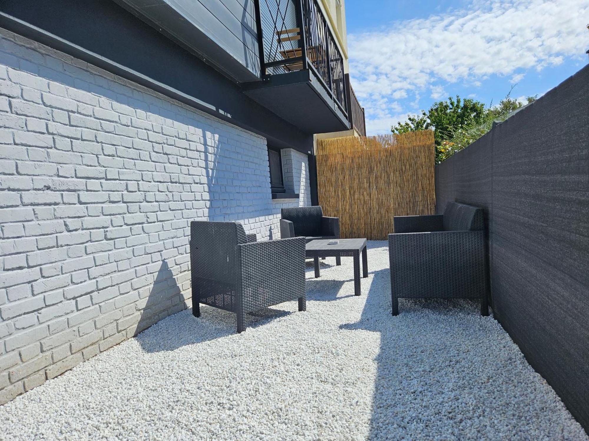 Maison Entiere Proche Plage Saint-Leonard  Екстер'єр фото